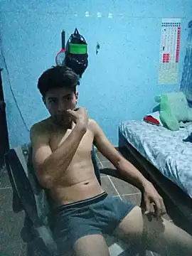 Snapshot of 666Daemon666 chatting on February 7, 7:56 am 666Daemon666 online show from February 7, 7:56 am