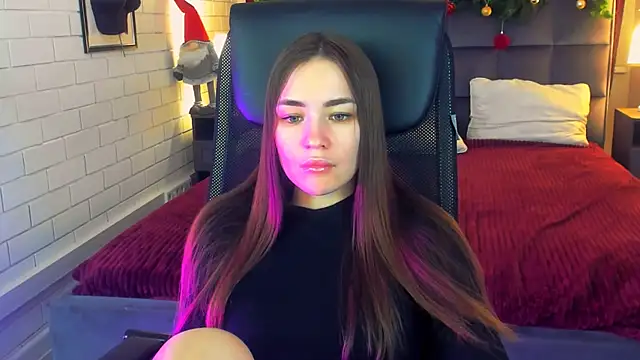 Snapshot of lollyrais chatting on January 14, 1:28 pm lollyrais online show from January 14, 1:28 pm