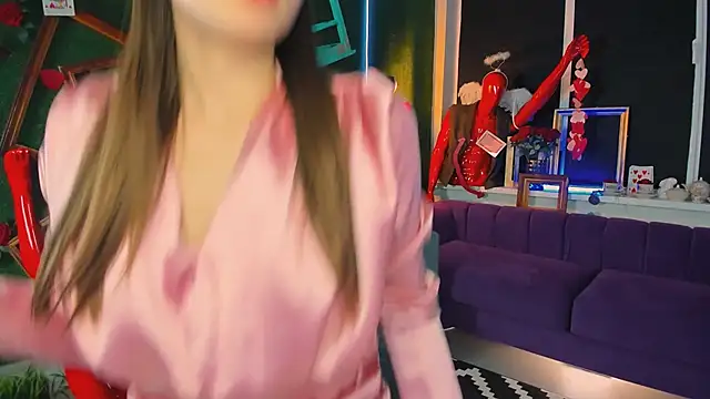 Snapshot of lollyrais chatting on February 15, 10:36 am lollyrais online show from February 15, 10:36 am