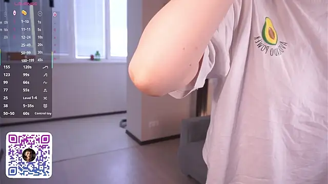 MegganKinson online show from April 12, 4:28 am