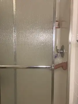 elliepixie online show from April 13, 11:32 pm