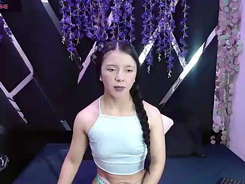 JulietaDiamond online show from December 2, 7:31 pm