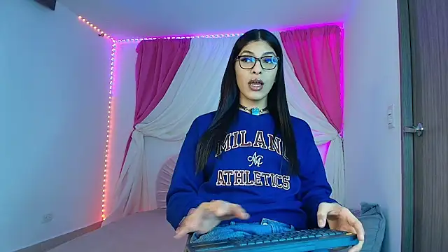 Arimoonn online show from April 7, 11:37 pm