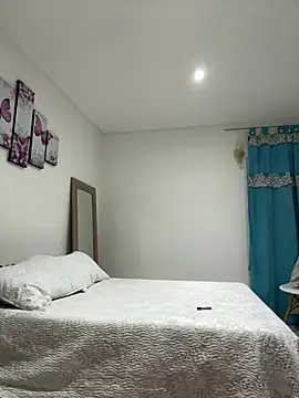 Rheetnena1 online show from March 13, 11:11 pm