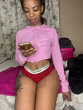 CandySlender18 online show from June 29, 5:57 am