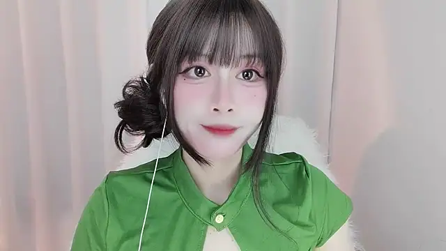 Snapshot of -zhuzhu-999- chatting on June 10, 3:55 pm -zhuzhu-999- online show from June 10, 3:55 pm