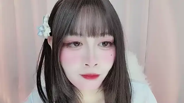 Snapshot of -zhuzhu-999- chatting on July 4, 8:15 pm -zhuzhu-999- online show from July 4, 8:15 pm