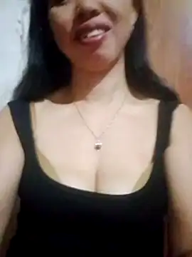 TRIEUTRIEU20 online show from May 4, 2:51 am
