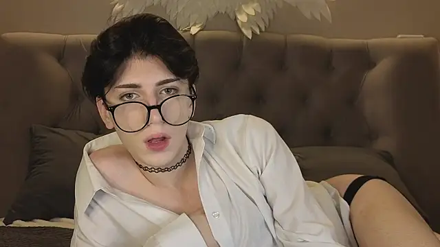 Oliver star boy  online show from January 7, 3:14 pm