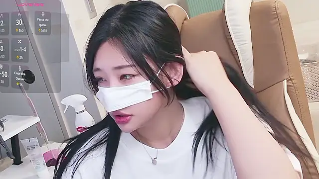 Milk Sola online show from June 7, 2:43 pm