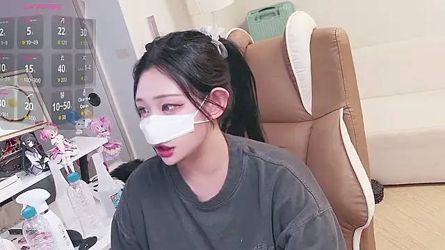Milk Sola online show from June 21, 12:19 pm