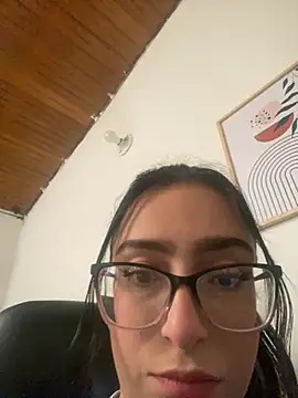 Kloe Novoa online show from October 31, 1:56 pm