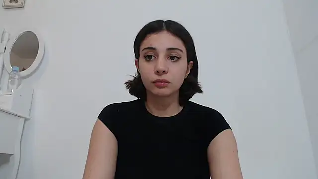 Snapshot of bellefleurrr chatting on July 5, 9:00 pm bellefleurrr online show from July 5, 9:00 pm