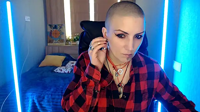 Sweet-n-Strong online show from March 29, 5:40 am