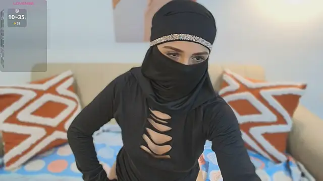 Lailaa lush online show from October 31, 7:42 am