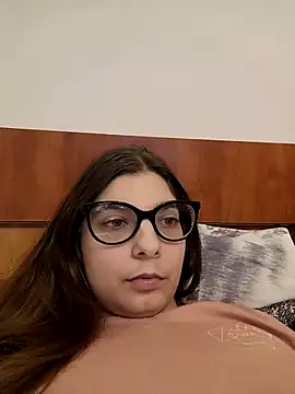 sweetbabygirlforyou online show from December 15, 6:01 pm