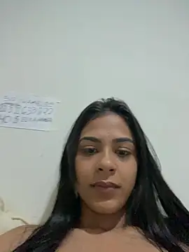 Snapshot of barbiie1818 chatting on June 16, 4:59 am barbiie1818 online show from June 16, 4:59 am