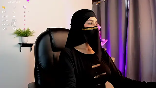 shaima   online show from March 26, 7:41 pm