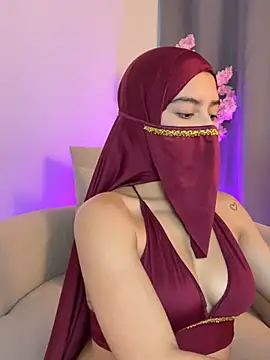 shaima   online show from April 20, 9:05 pm