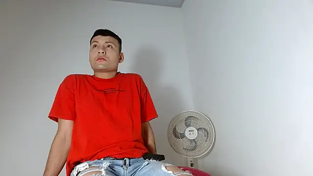 Snapshot of angel666smit chatting on April 8, 12:16 pm angel666smit online show from April 8, 12:16 pm