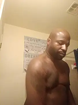 Snapshot of EggplantMonster4 chatting on February 8, 8:29 am EggplantMonster4 online show from February 8, 8:29 am