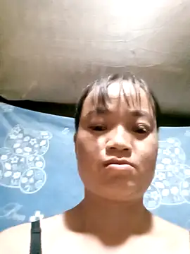 Snapshot of Noelle-e chatting on October 26, 3:45 am Noelle-e online show from October 26, 3:45 am