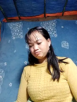 Snapshot of Noelle-e chatting on January 8, 11:40 pm Noelle-e online show from January 8, 11:40 pm