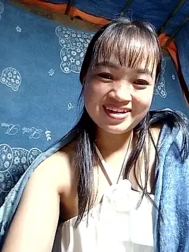 Snapshot of Noelle-e chatting on January 13, 12:54 pm Noelle-e online show from January 13, 12:54 pm