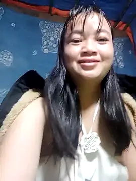 Snapshot of Noelle-e chatting on February 9, 11:09 pm Noelle-e online show from February 9, 11:09 pm