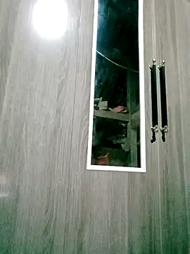 Snapshot of Noelle-e chatting on February 22, 11:20 am Noelle-e online show from February 22, 11:20 am