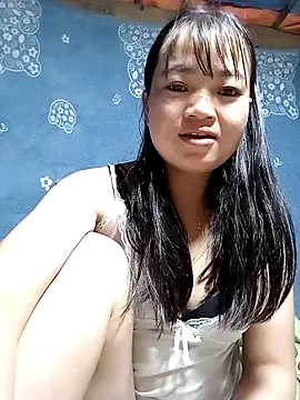 Snapshot of Noelle-e chatting on March 3, 11:32 pm Noelle-e online show from March 3, 11:32 pm