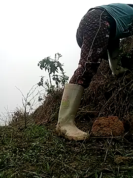 Phoena-a online show from April 18, 1:09 am