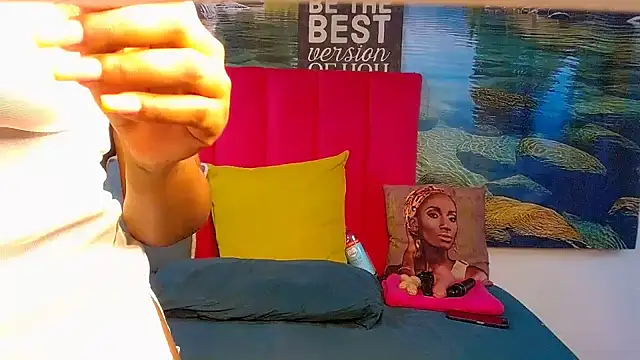 Lisa-001 online show from February 7, 2:32 pm