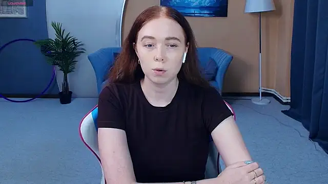 Snapshot of AddieOsler chatting on June 17, 7:37 pm AddieOsler online show from June 17, 7:37 pm