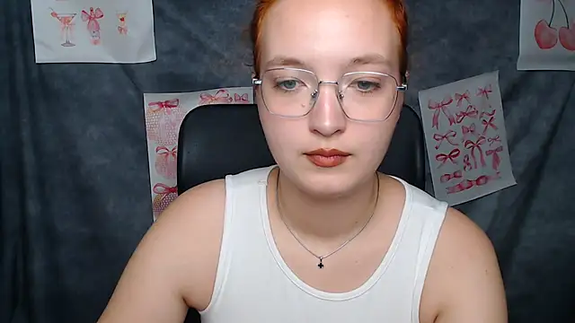 Snapshot of MissAriaa chatting on July 5, 6:09 am MissAriaa online show from July 5, 6:09 am