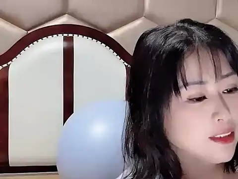 Snapshot of yaoyao22678 chatting on July 17, 1:45 am yaoyao22678 online show from July 17, 1:45 am