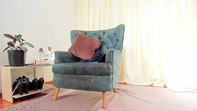 Snapshot of Lil_Audrey chatting on June 19, 8:56 pm Lil Audrey online show from June 19, 8:56 pm