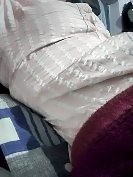 Hot-Rubyy online show from March 1, 5:04 pm