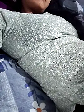 Hot-Rubyy online show from March 11, 4:35 pm