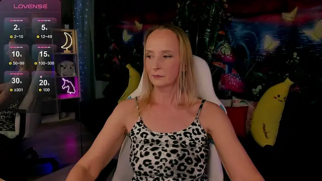 ScarlettPalmer online show from February 19, 10:11 am