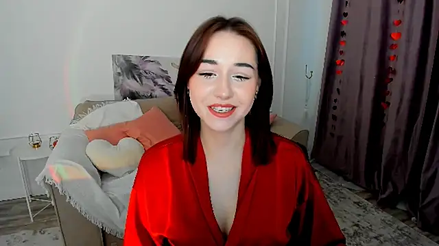 MakeYoueHappy online show from March 12, 3:34 am