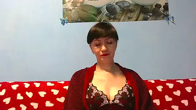 IffetLove42 online show from April 16, 8:20 pm