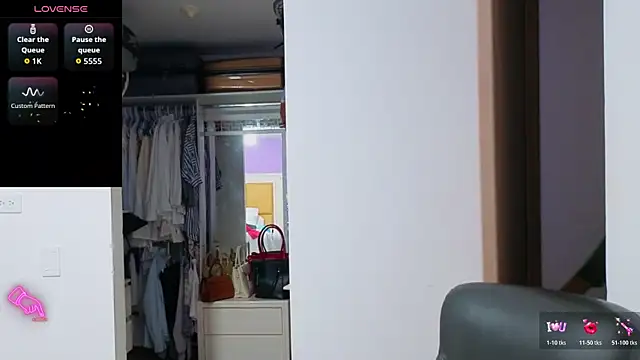 Snapshot of Annahismar chatting on April 29, 10:49 pm Annahismar online show from April 29, 10:49 pm