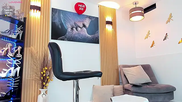 Andrea zhang online show from March 7, 2:30 am