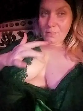 Lana-murr online show from April 18, 7:58 pm