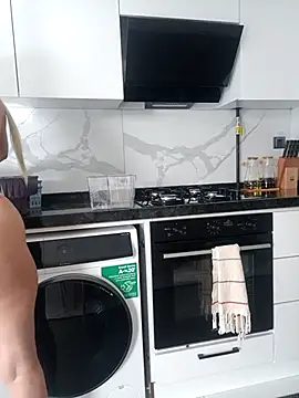 Sweet xxBuse online show from December 21, 10:55 am