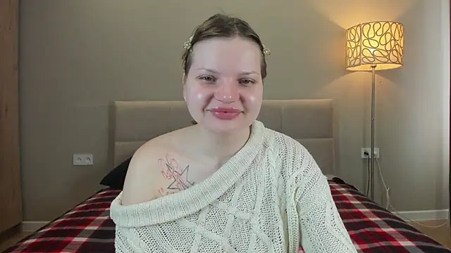 Snapshot of babyyullii chatting on May 19, 1:44 am babyyullii online show from May 19, 1:44 am