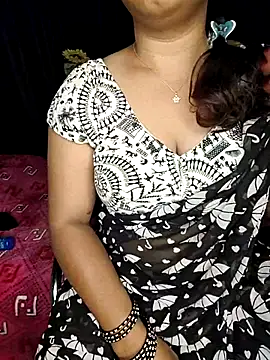 Snapshot of shreyareddy99 chatting on February 12, 11:11 pm shreyareddy99 online show from February 12, 11:11 pm