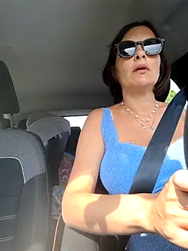 Piediniecollant online show from June 29, 8:42 am