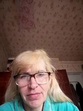 Georgette466 online show from April 11, 7:45 am